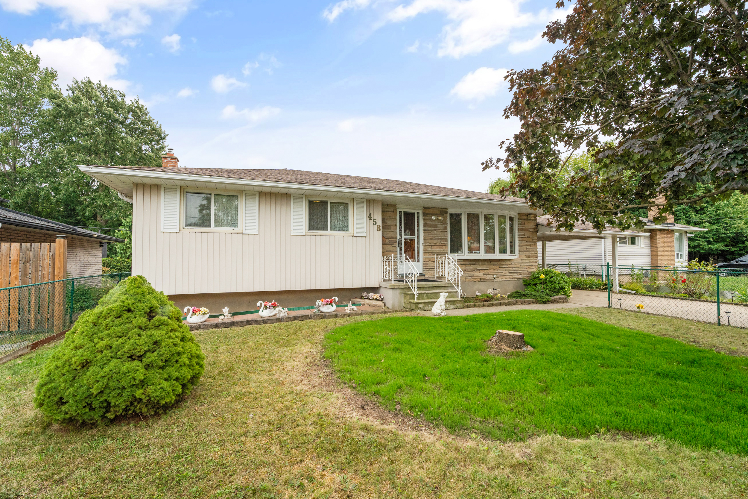 458 Bunting Rd, St. Catharines