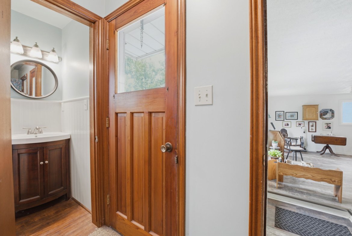4325 White Road, Port Colborne