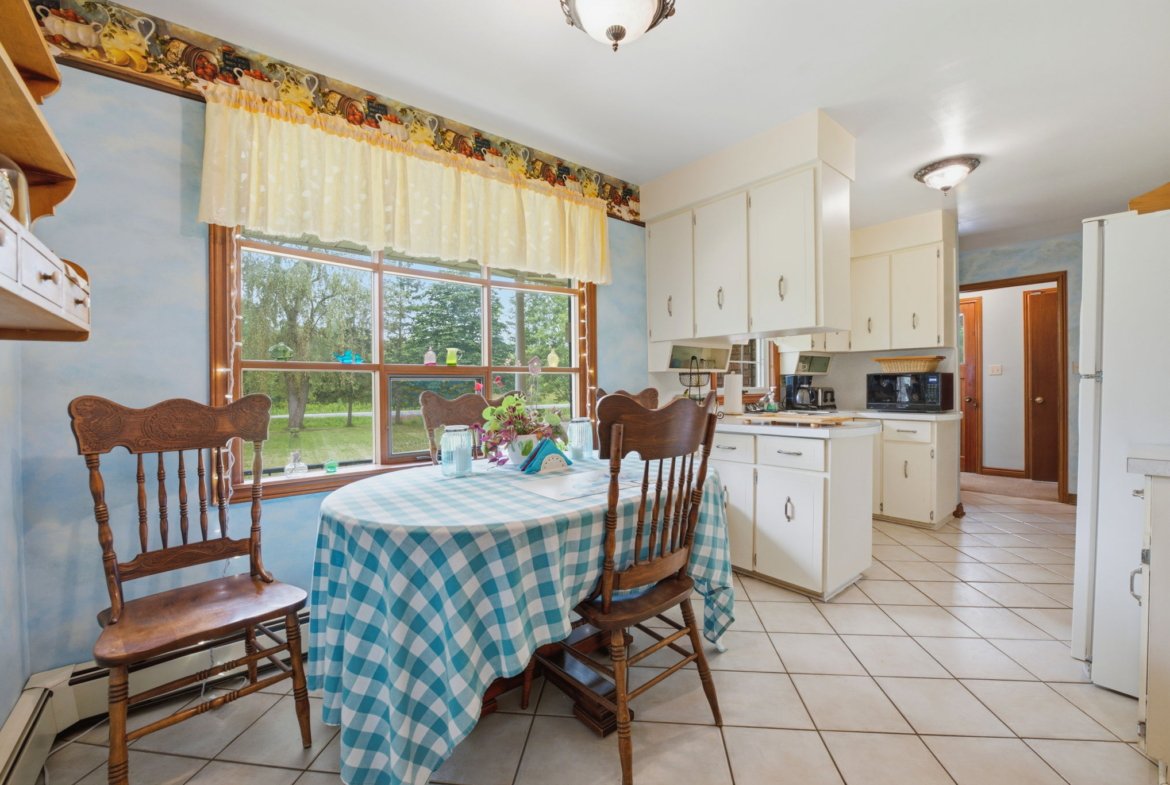 4325 White Road, Port Colborne