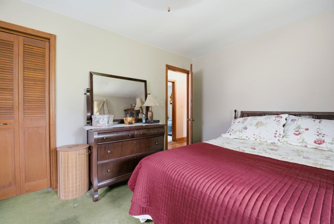 4325 White Road, Port Colborne