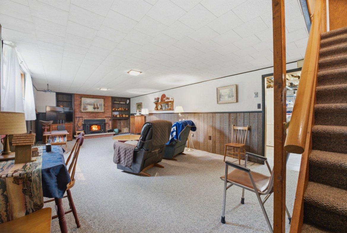 4325 White Road, Port Colborne