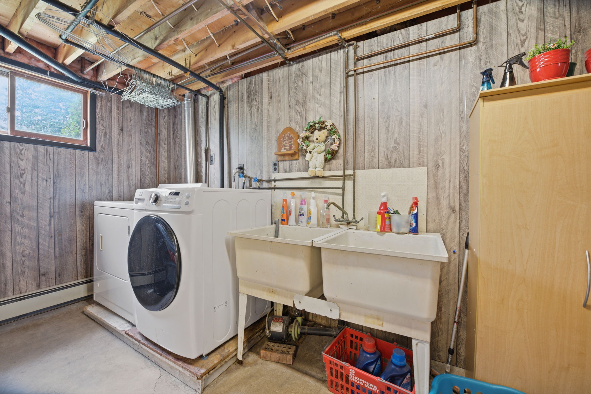 4325 White Road, Port Colborne