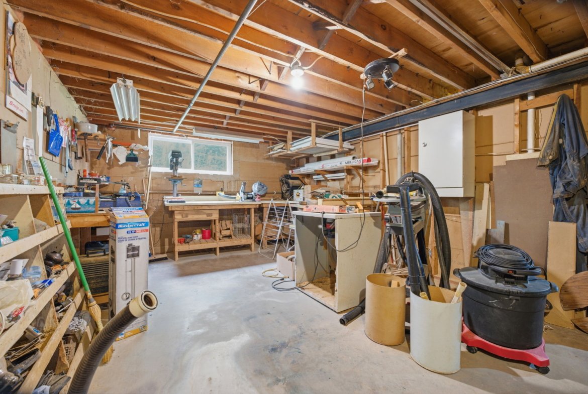 4325 White Road, Port Colborne
