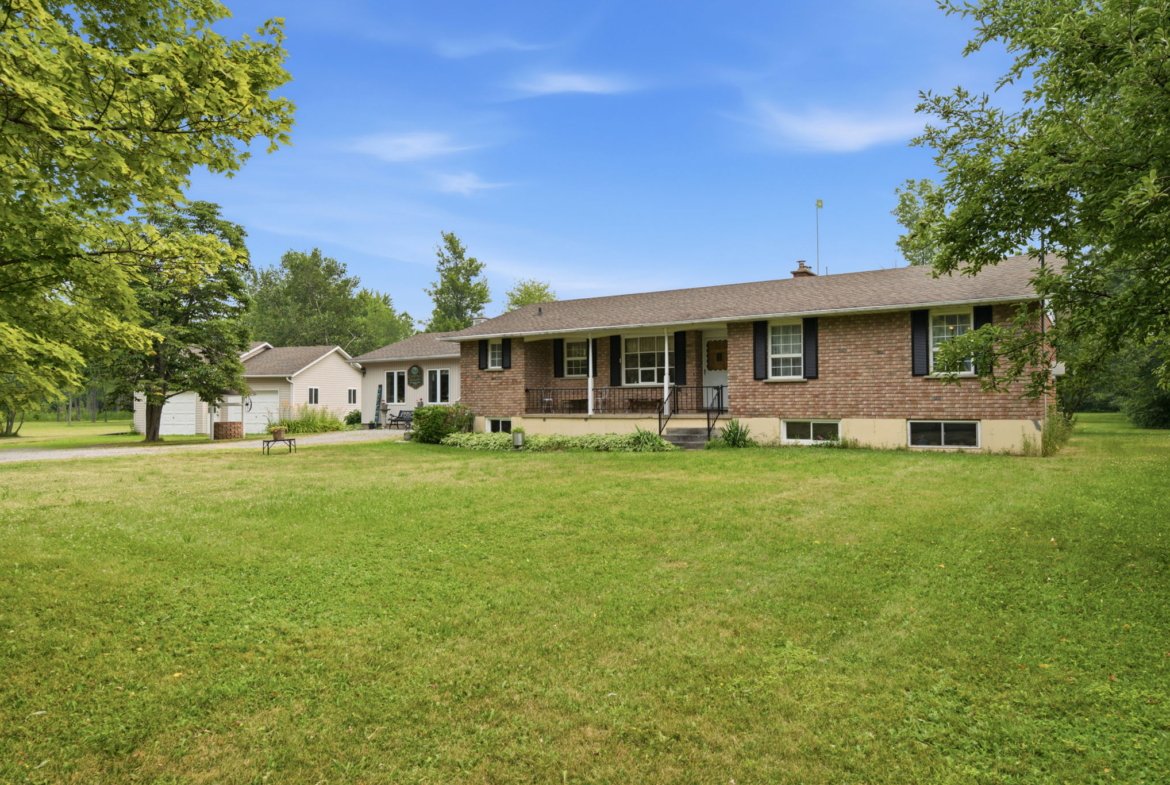 4325 White Road, Port Colborne