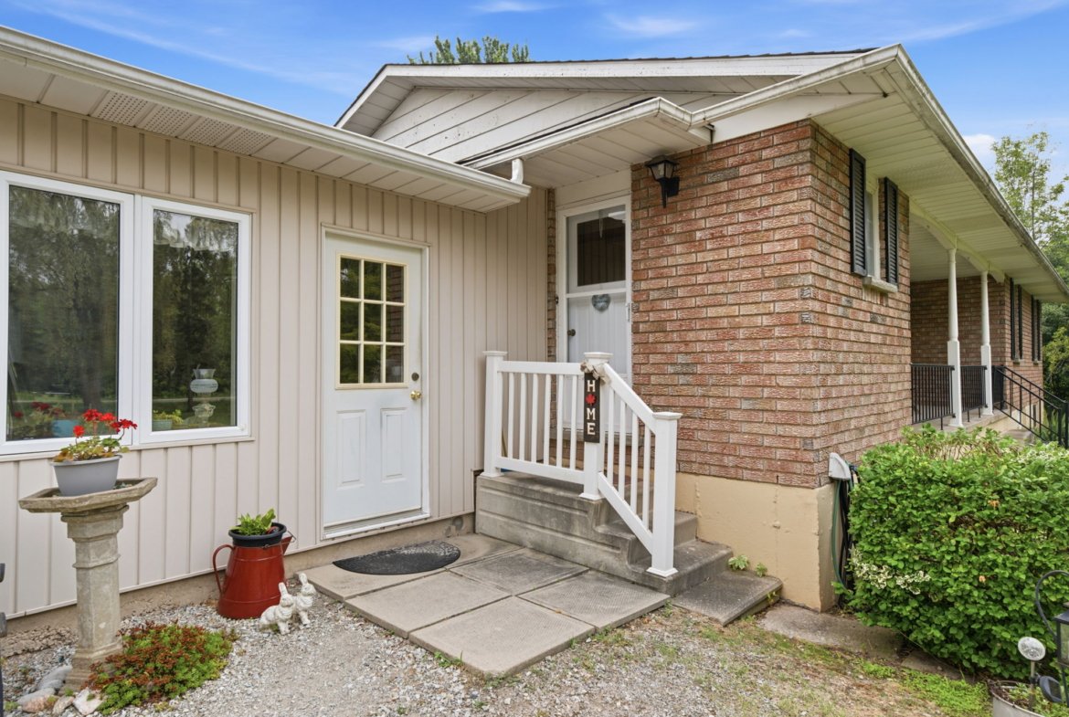 4325 White Road, Port Colborne