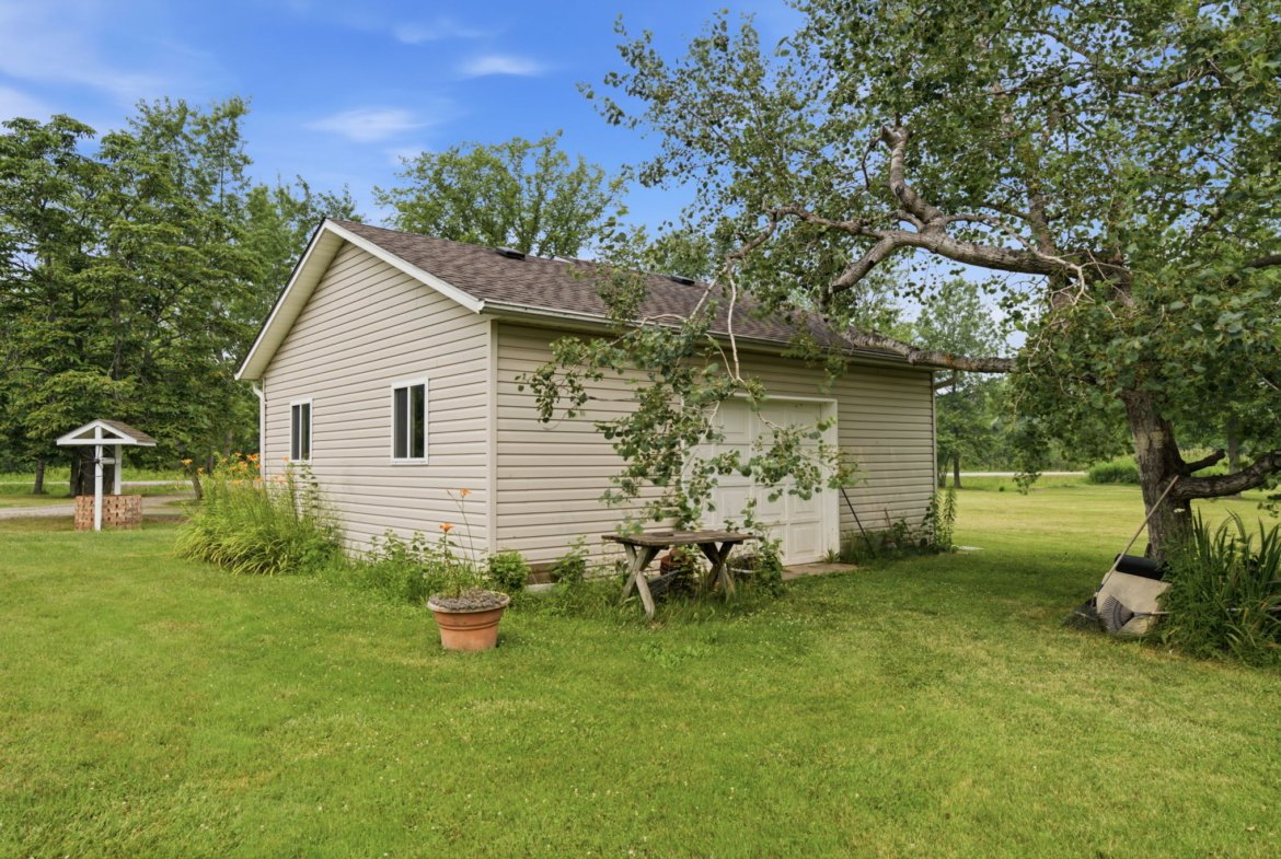 4325 White Road, Port Colborne