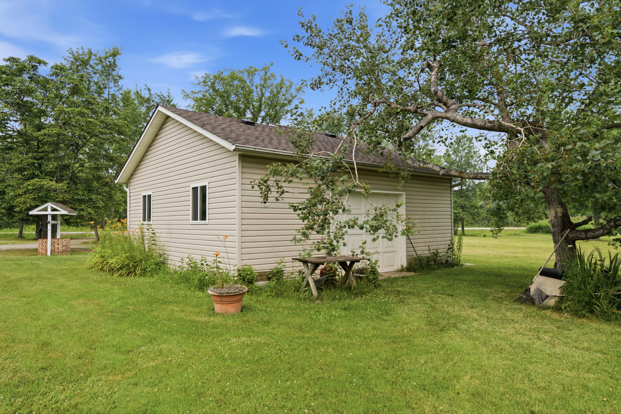 4325 White Road, Port Colborne